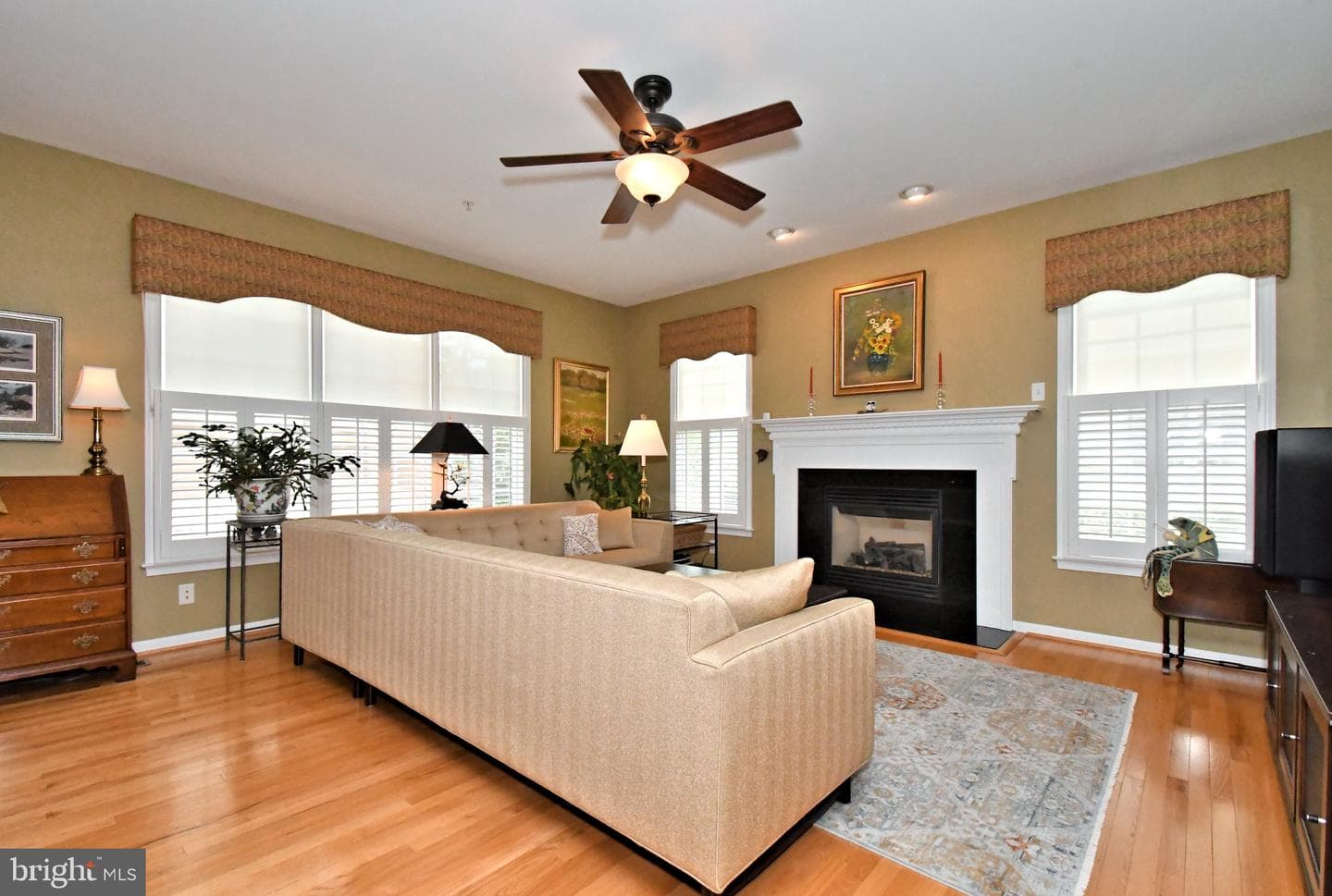 142 Cambridge Place photo 22