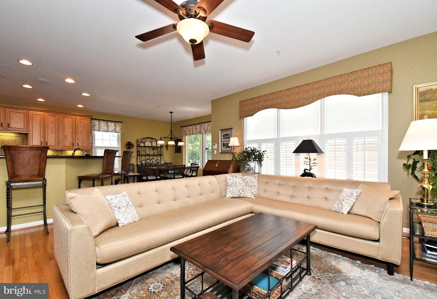 142 Cambridge Place photo 24