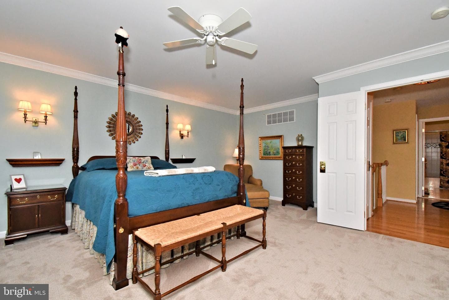 142 Cambridge Place photo 44