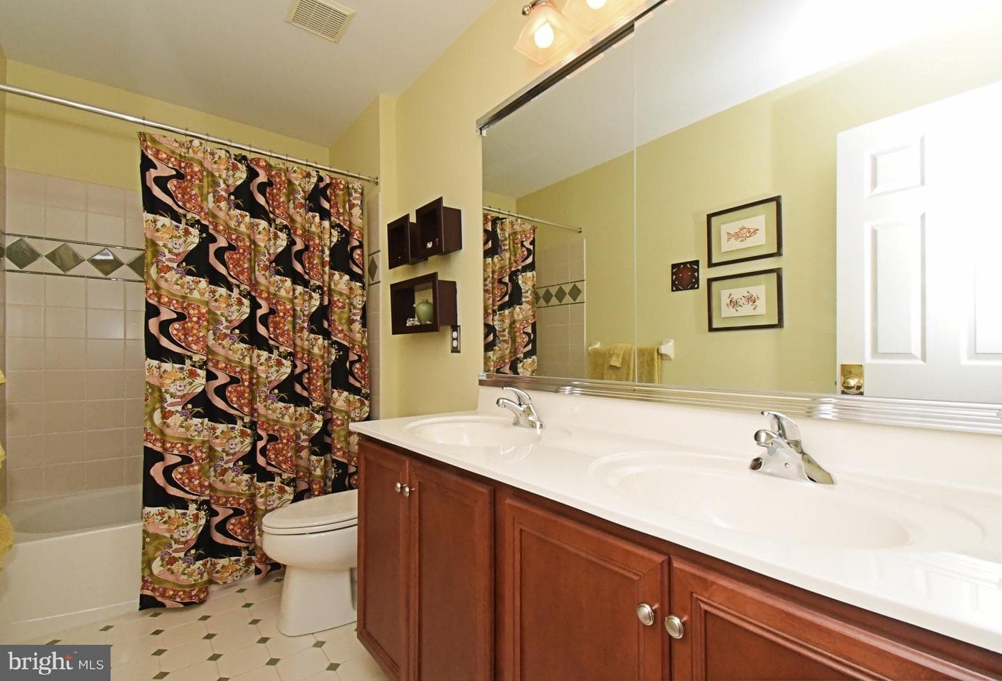 142 Cambridge Place photo 55