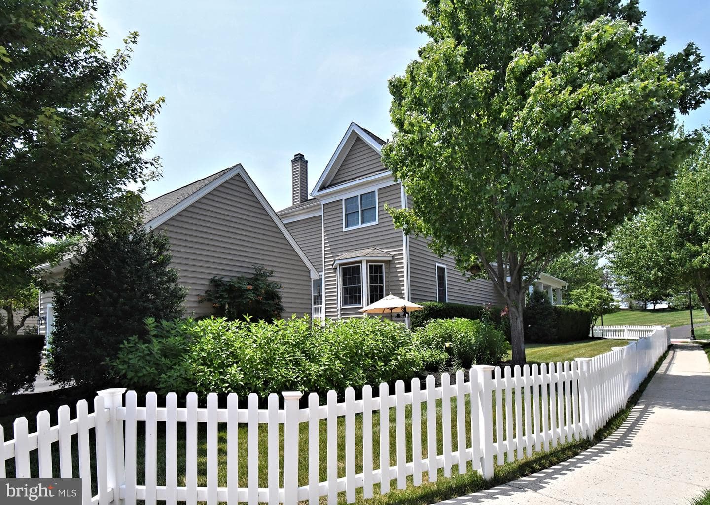142 Cambridge Place photo 71