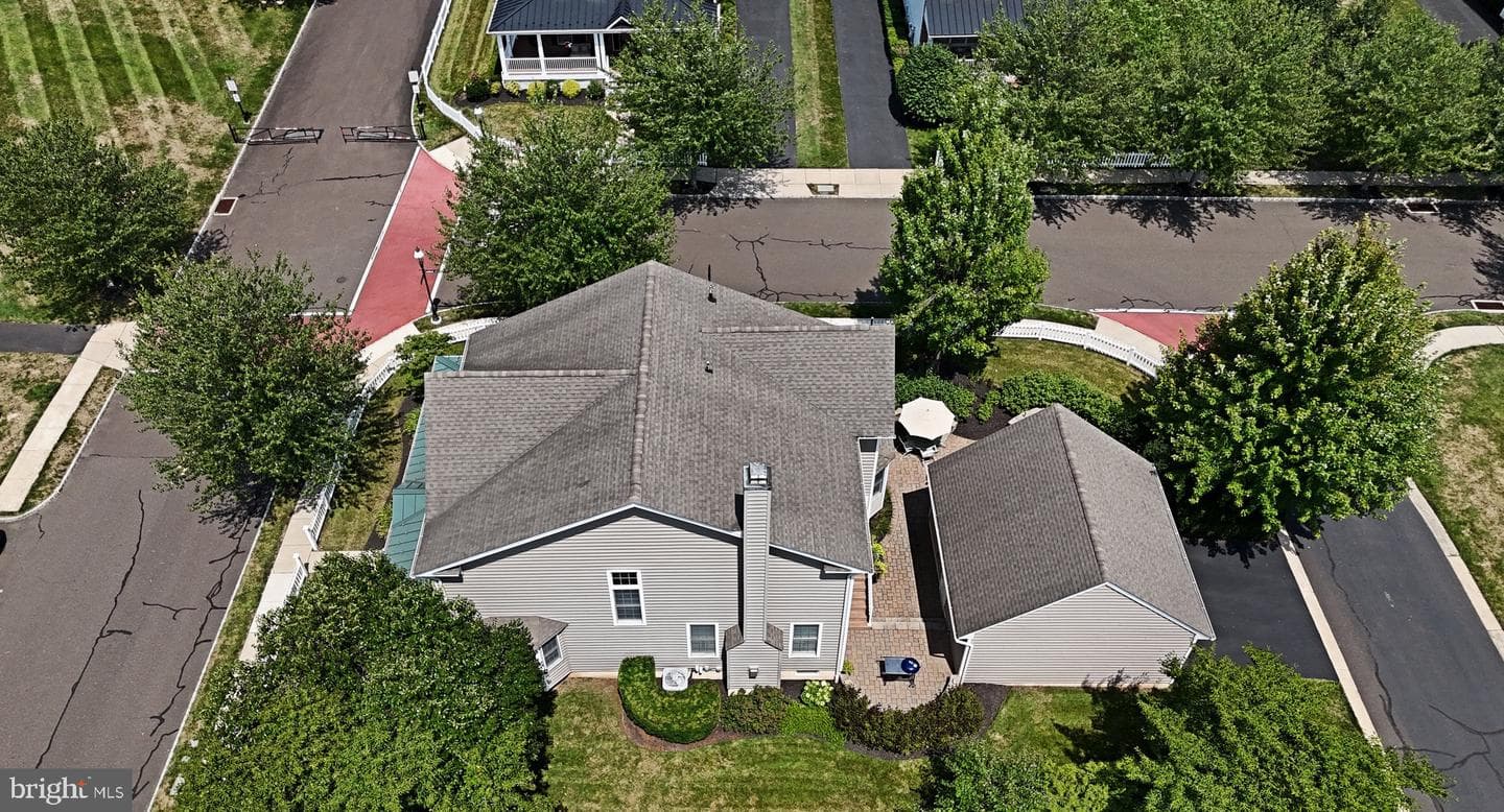 142 Cambridge Place photo 82