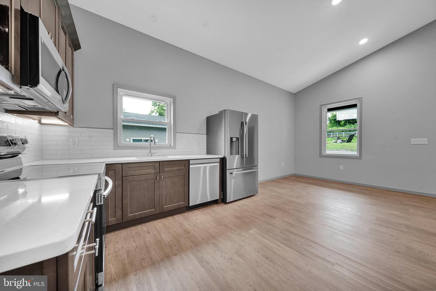 1407 Rising Sun Avenue photo 6