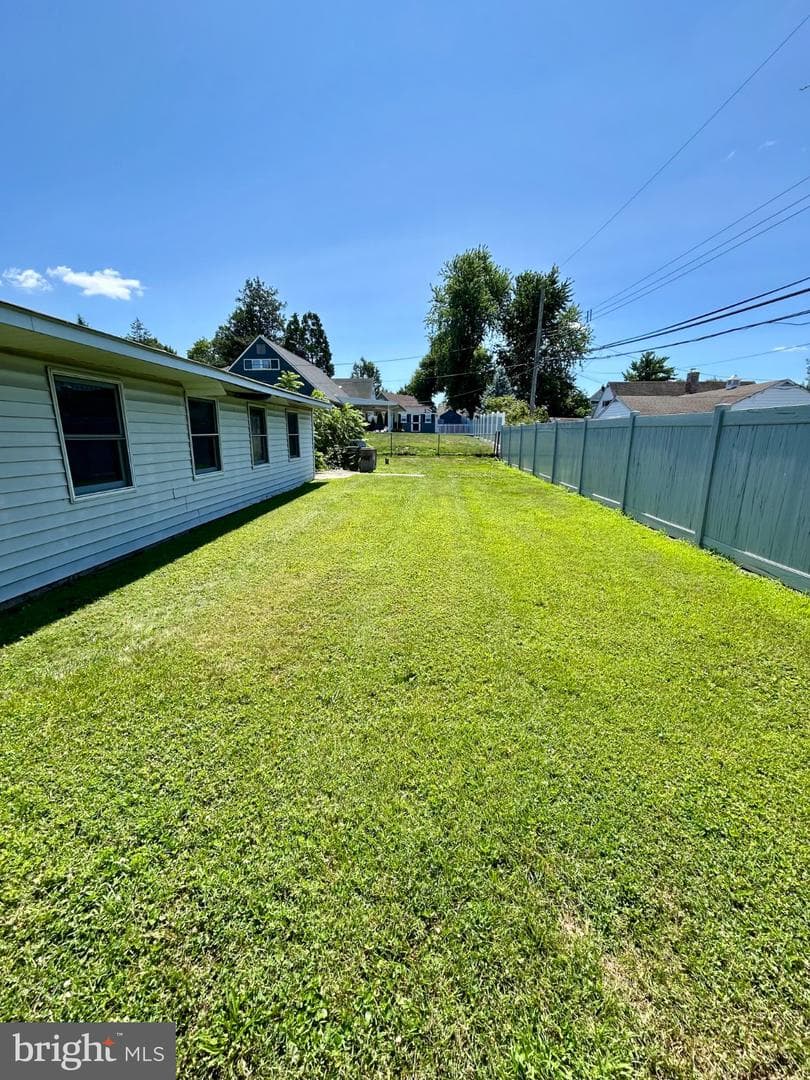 43 Falcon Road photo 26