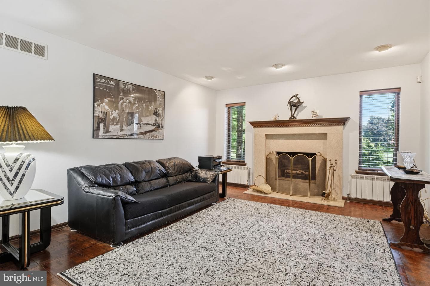 560 Lower Holland Road photo 15