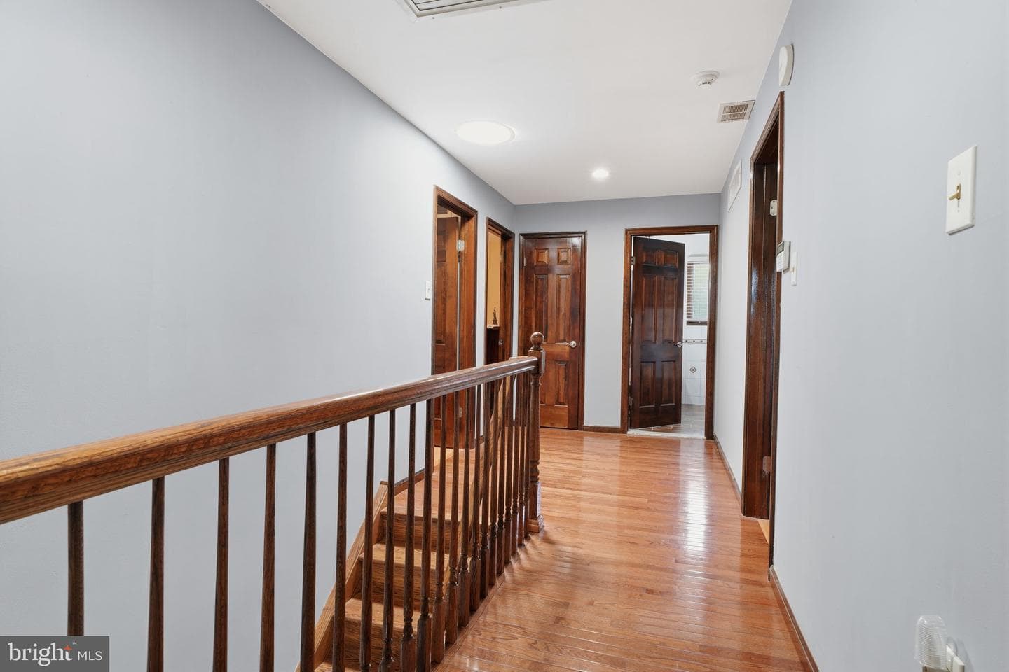 560 Lower Holland Road photo 40