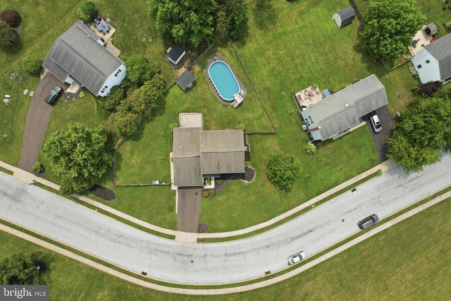104 Noble Drive photo 27