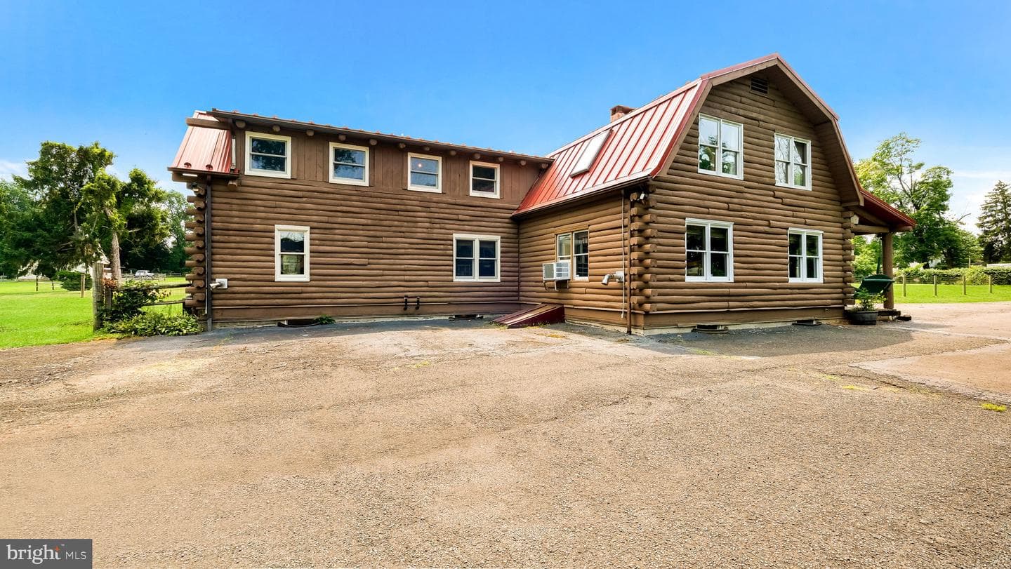 1203 W Bristol photo 6