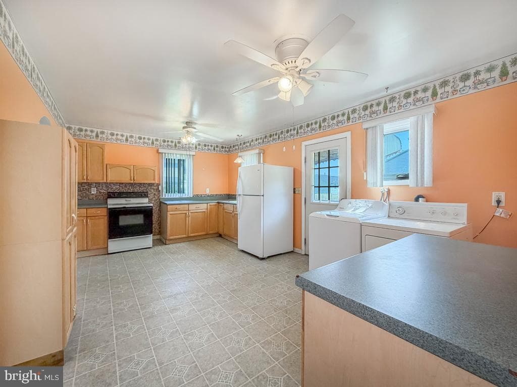 1005 Third Avenue photo 12