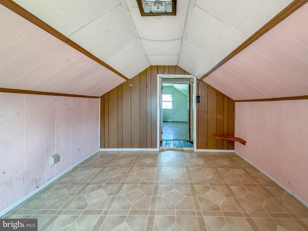 1005 Third Avenue photo 16