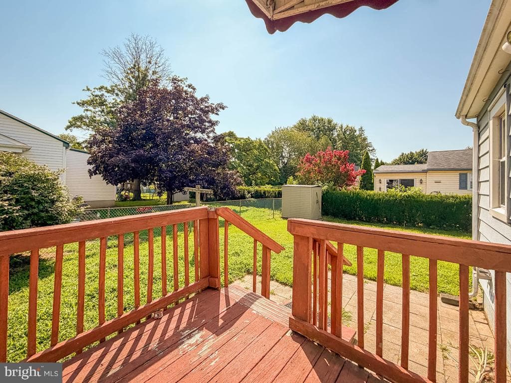 1005 Third Avenue photo 22