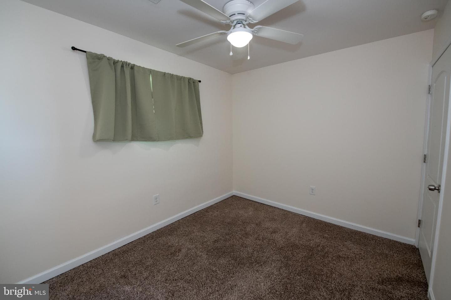 31 Roundwood Lane photo 21