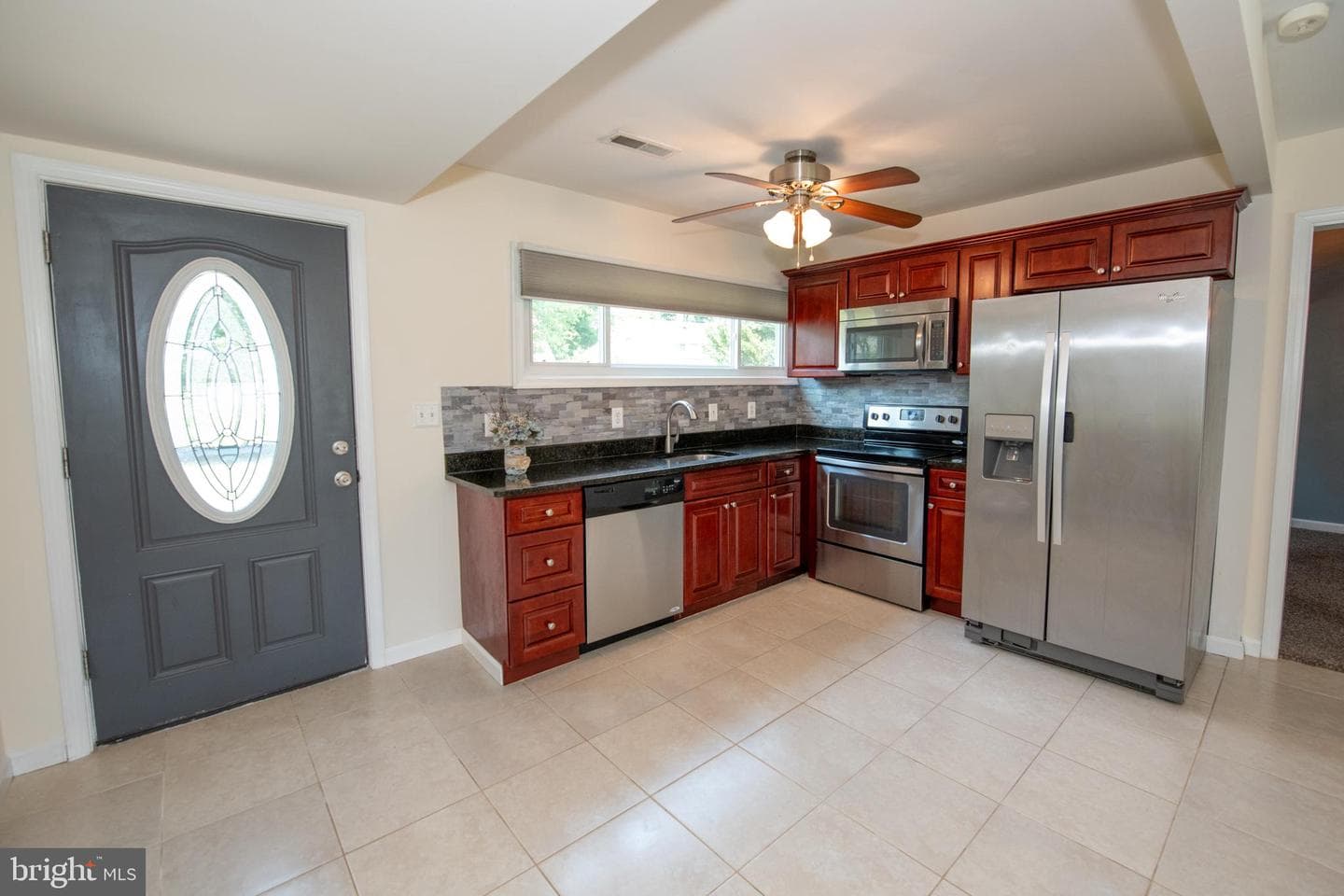 31 Roundwood Lane photo 4