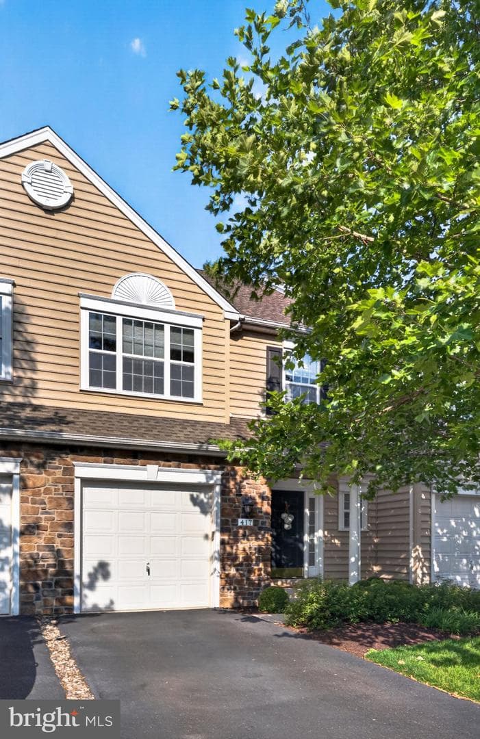 417 Oxford Lane, Chalfont