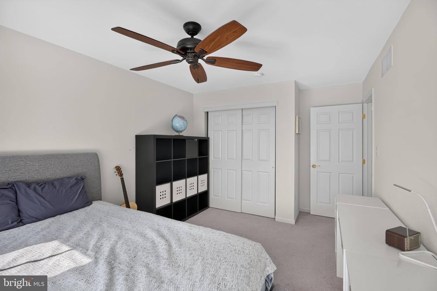 417 Oxford Lane photo 31