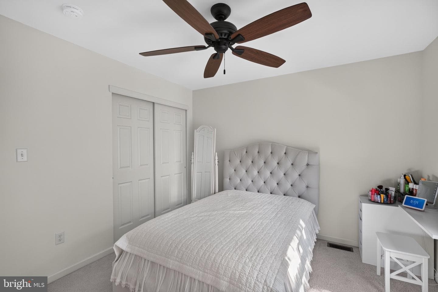 417 Oxford Lane photo 33