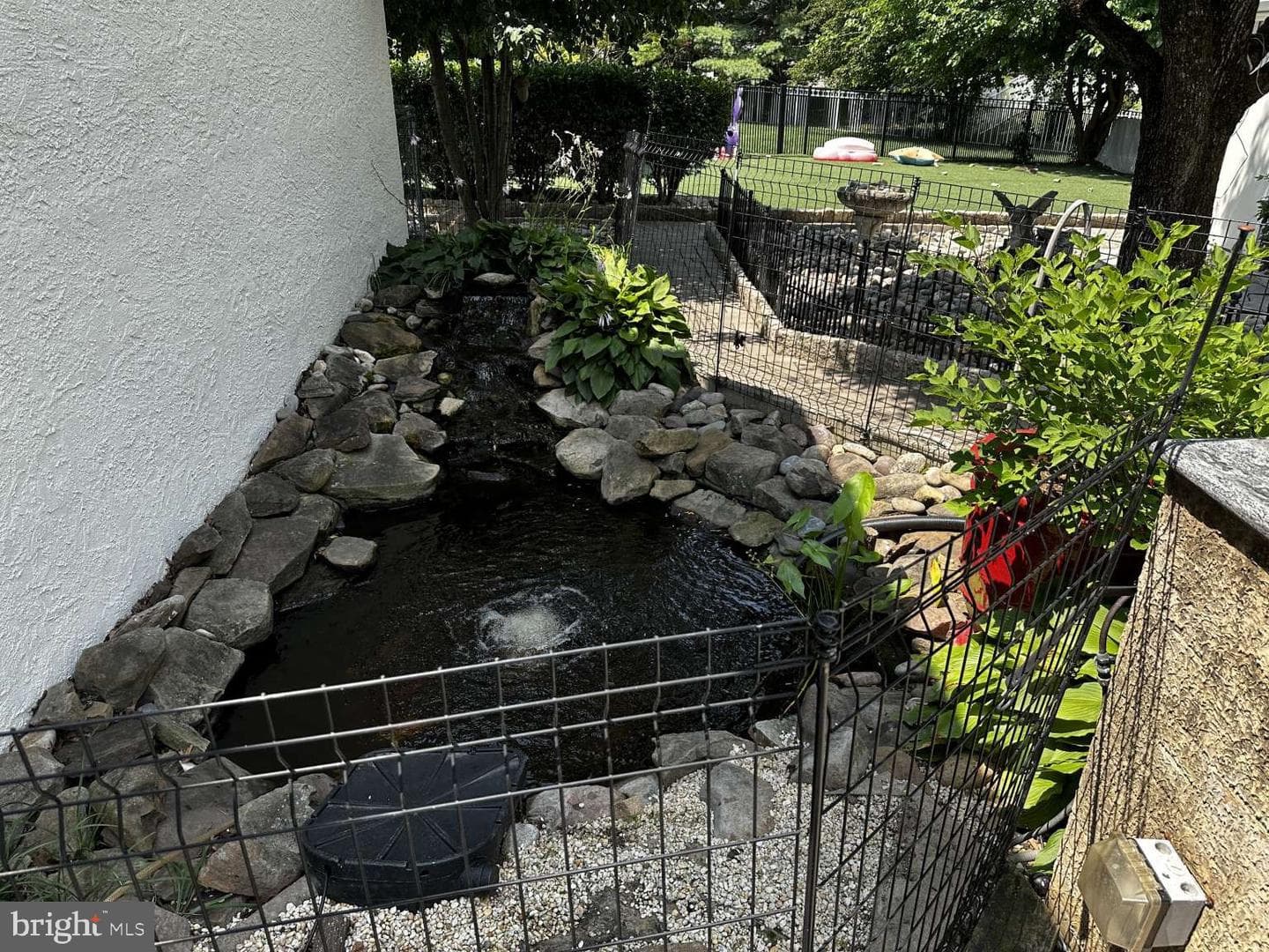 222 Vermeer Drive photo 20