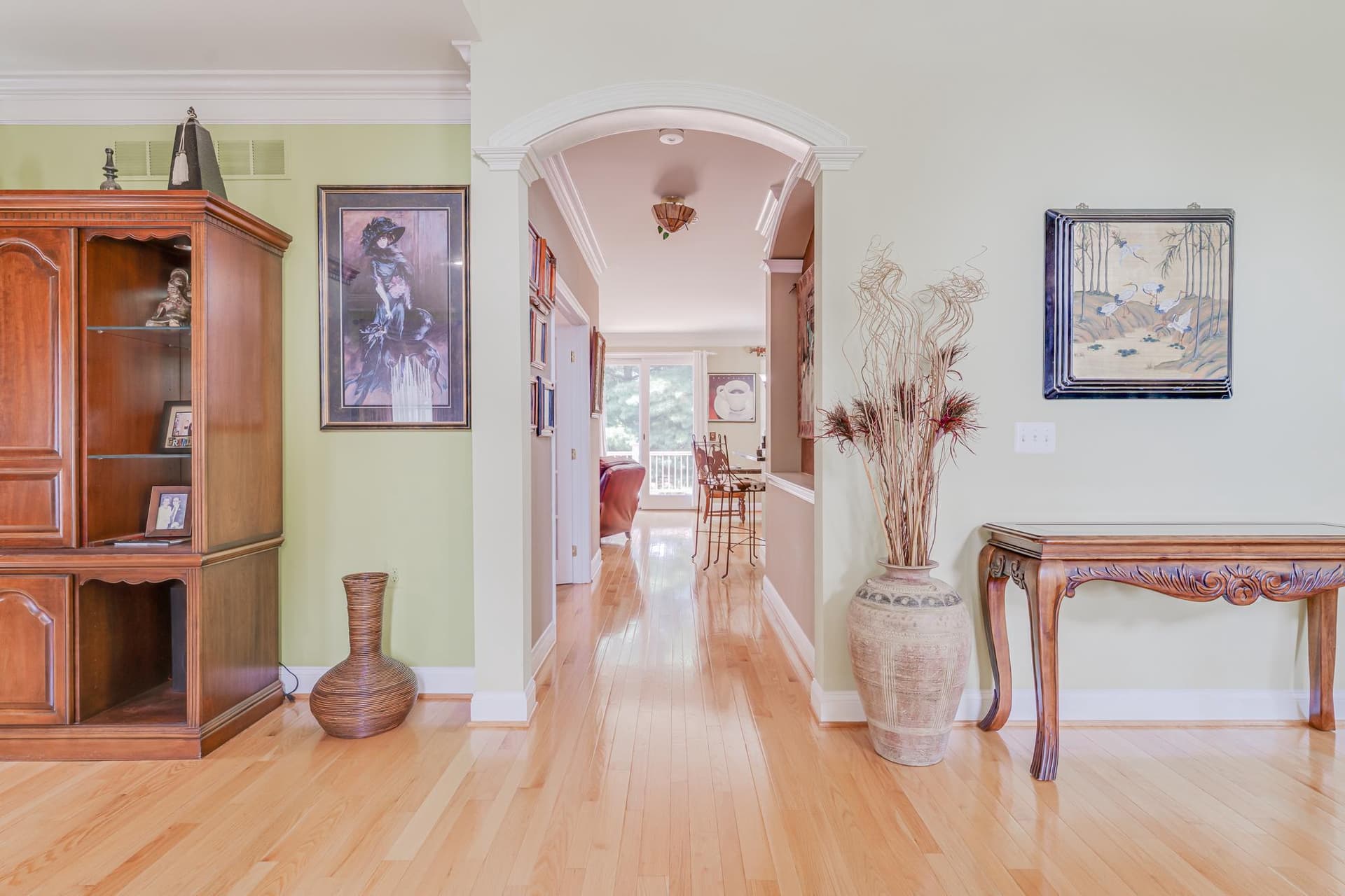 1010 Monroe Drive photo 4