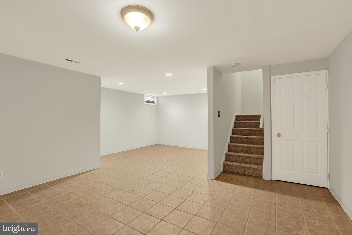104 Suffield Court photo 47