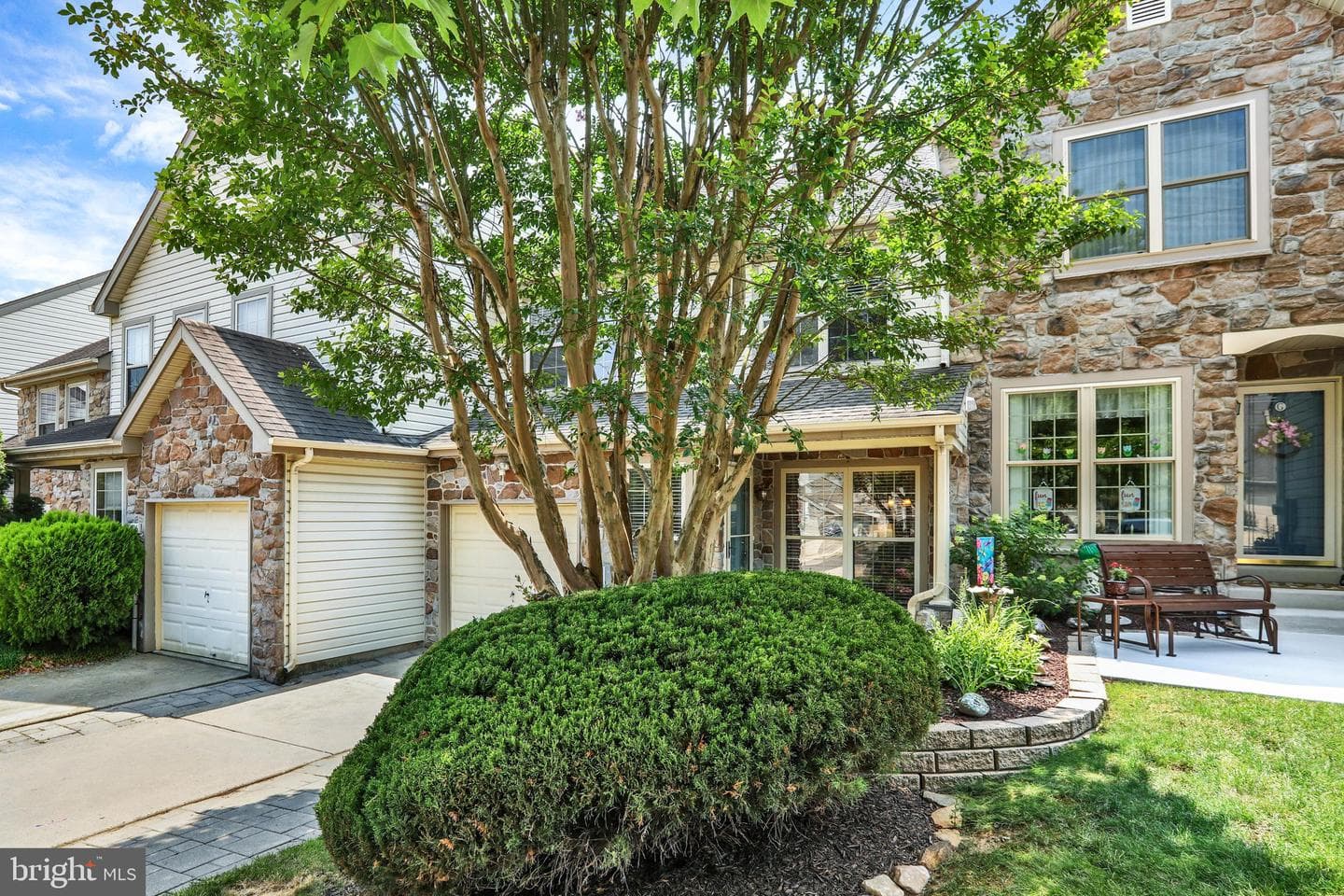 104 Suffield Court photo 6