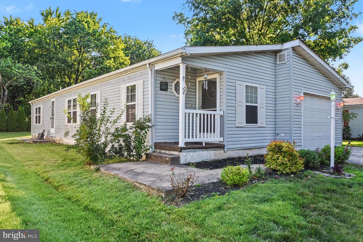 8 Williams Way photo 2