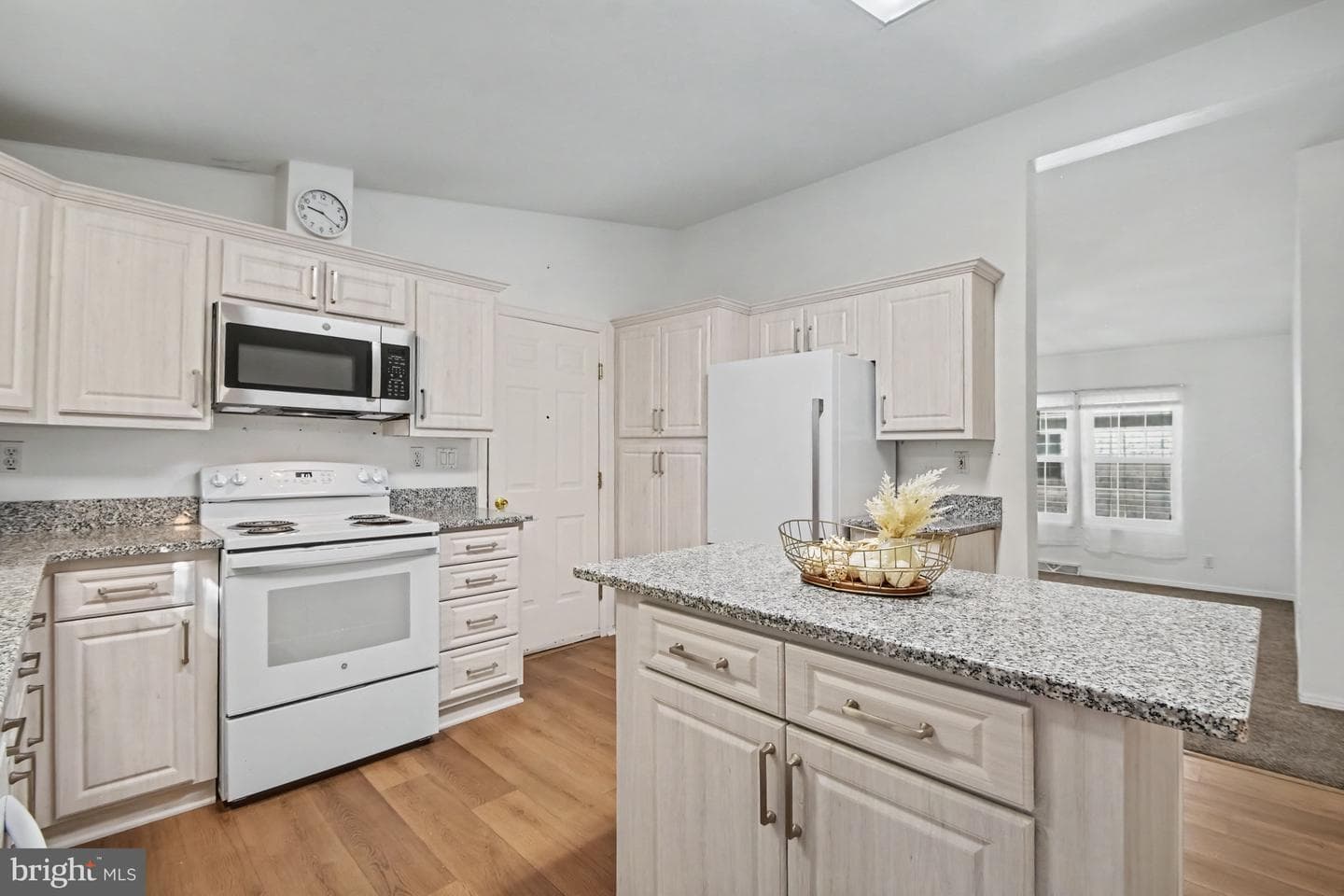 8 Williams Way photo 8