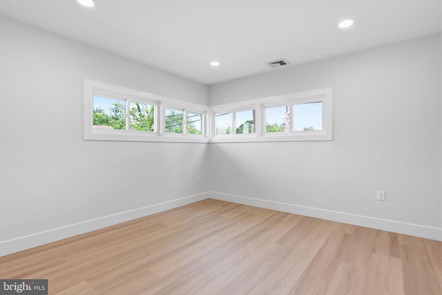 177 Pinewood Drive photo 25