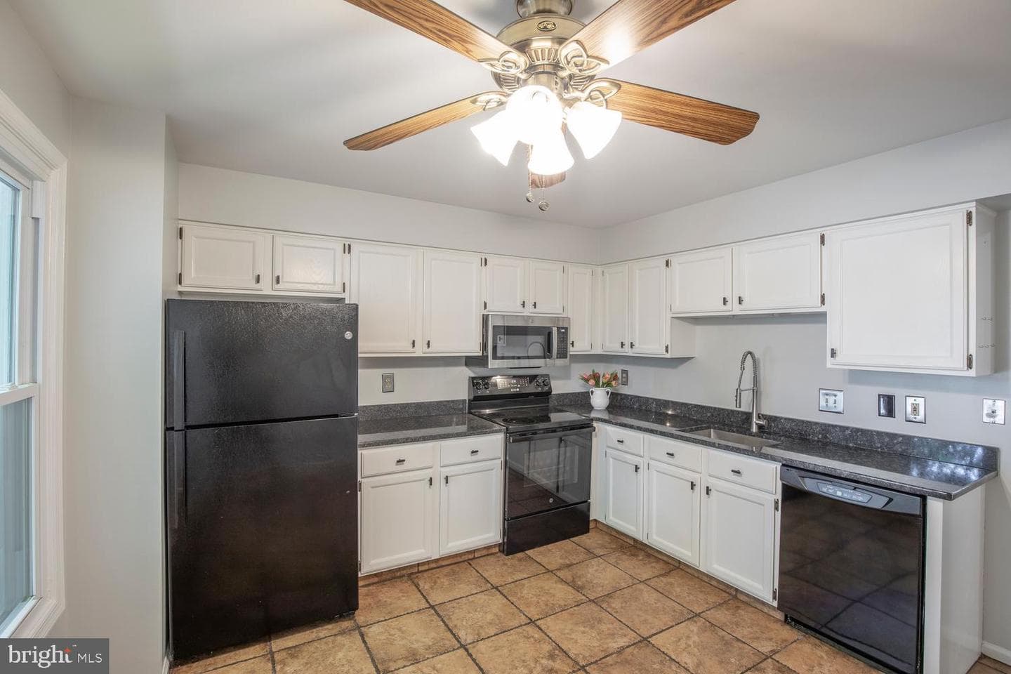 226 Inverness Circle photo 11