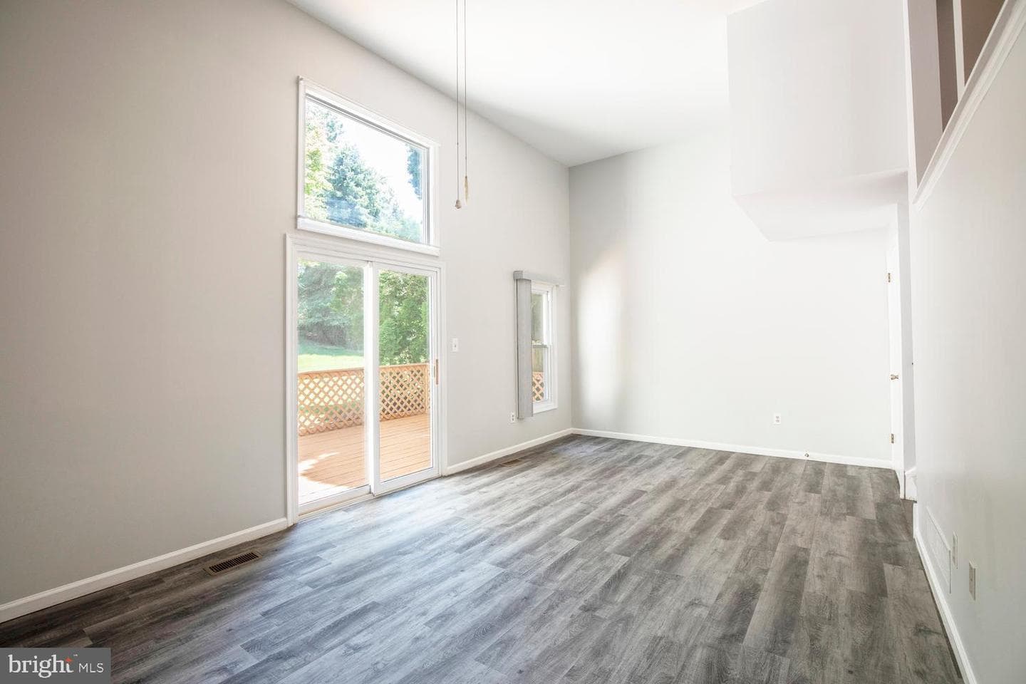 226 Inverness Circle photo 19