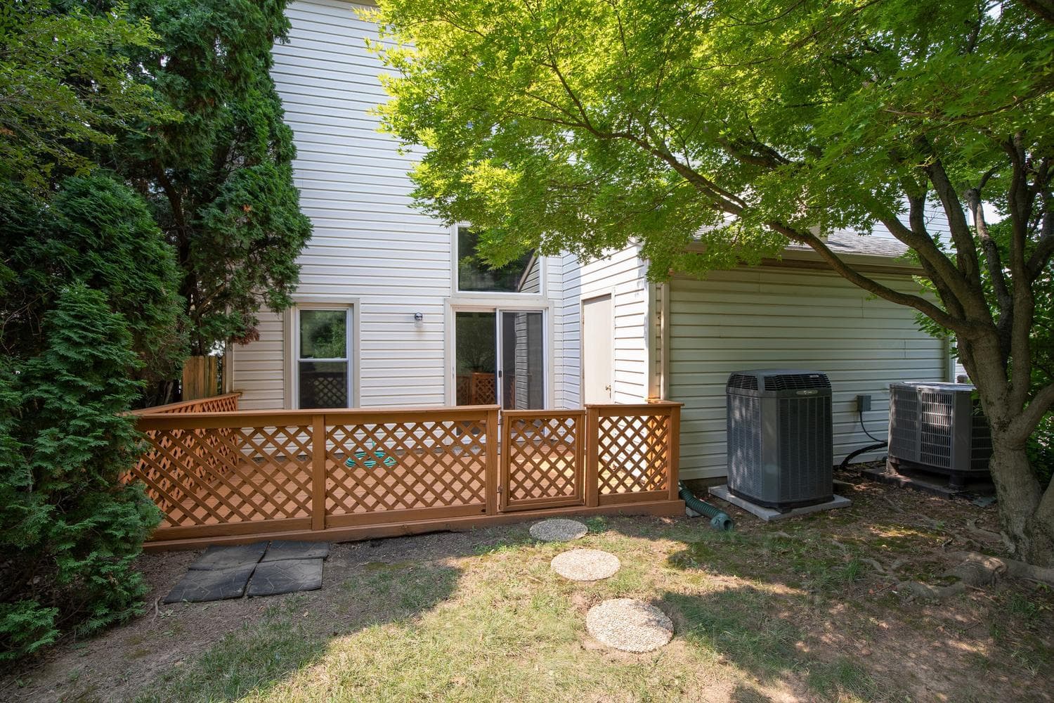 226 Inverness Circle photo 40