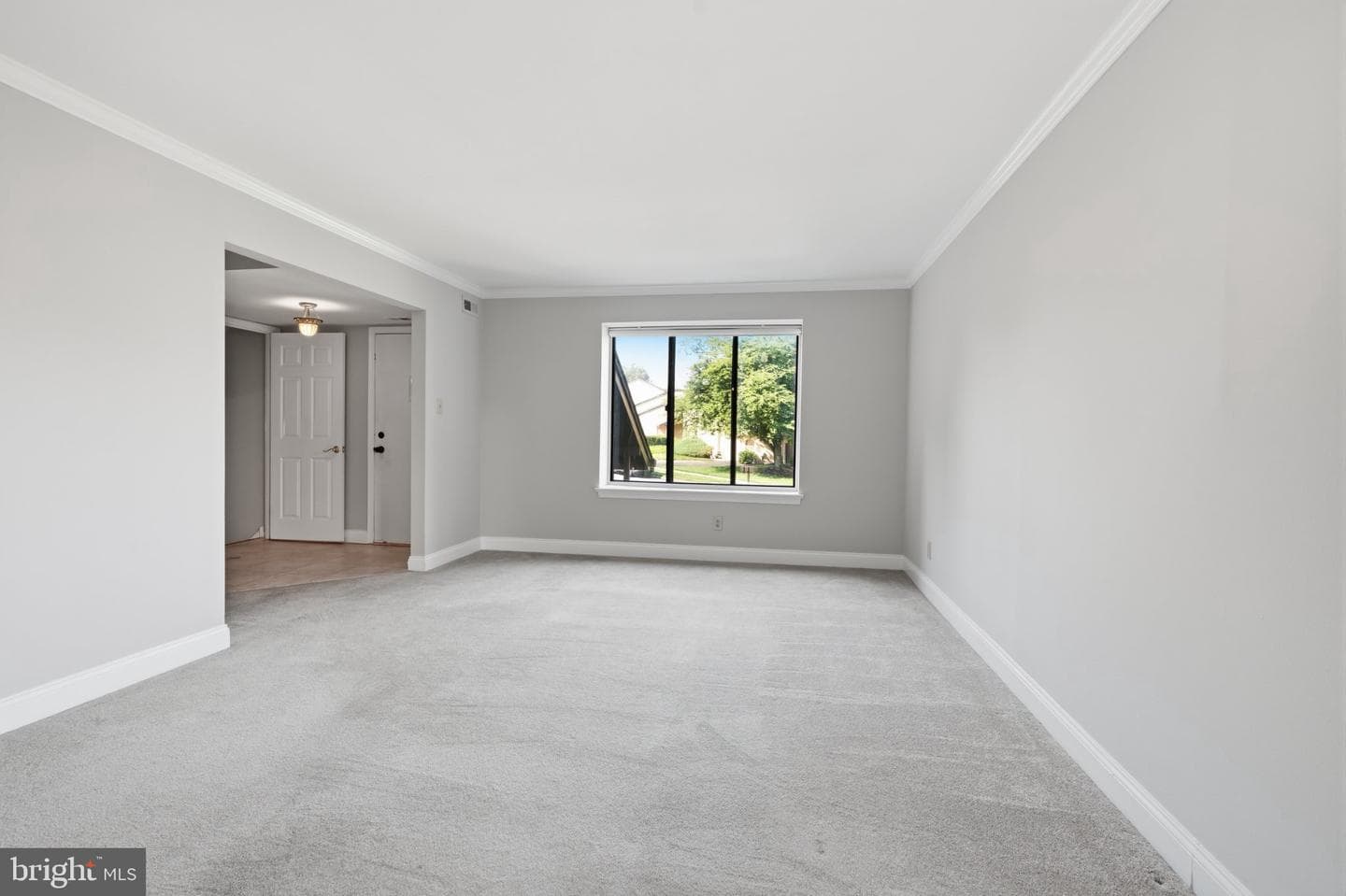 144 Golf Club Drive photo 3