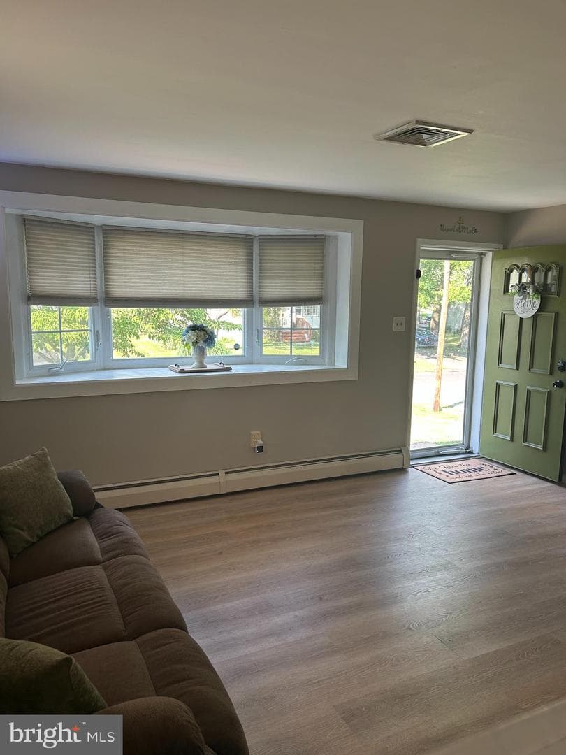 31 Mapleview Drive photo 2