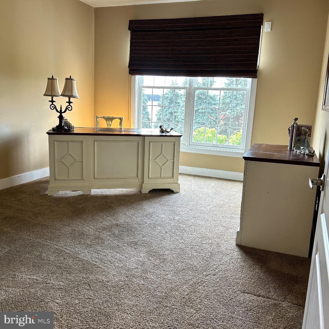 2326 Meridian Blvd photo 14