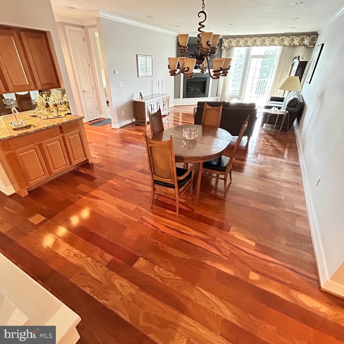 2326 Meridian Blvd photo 3