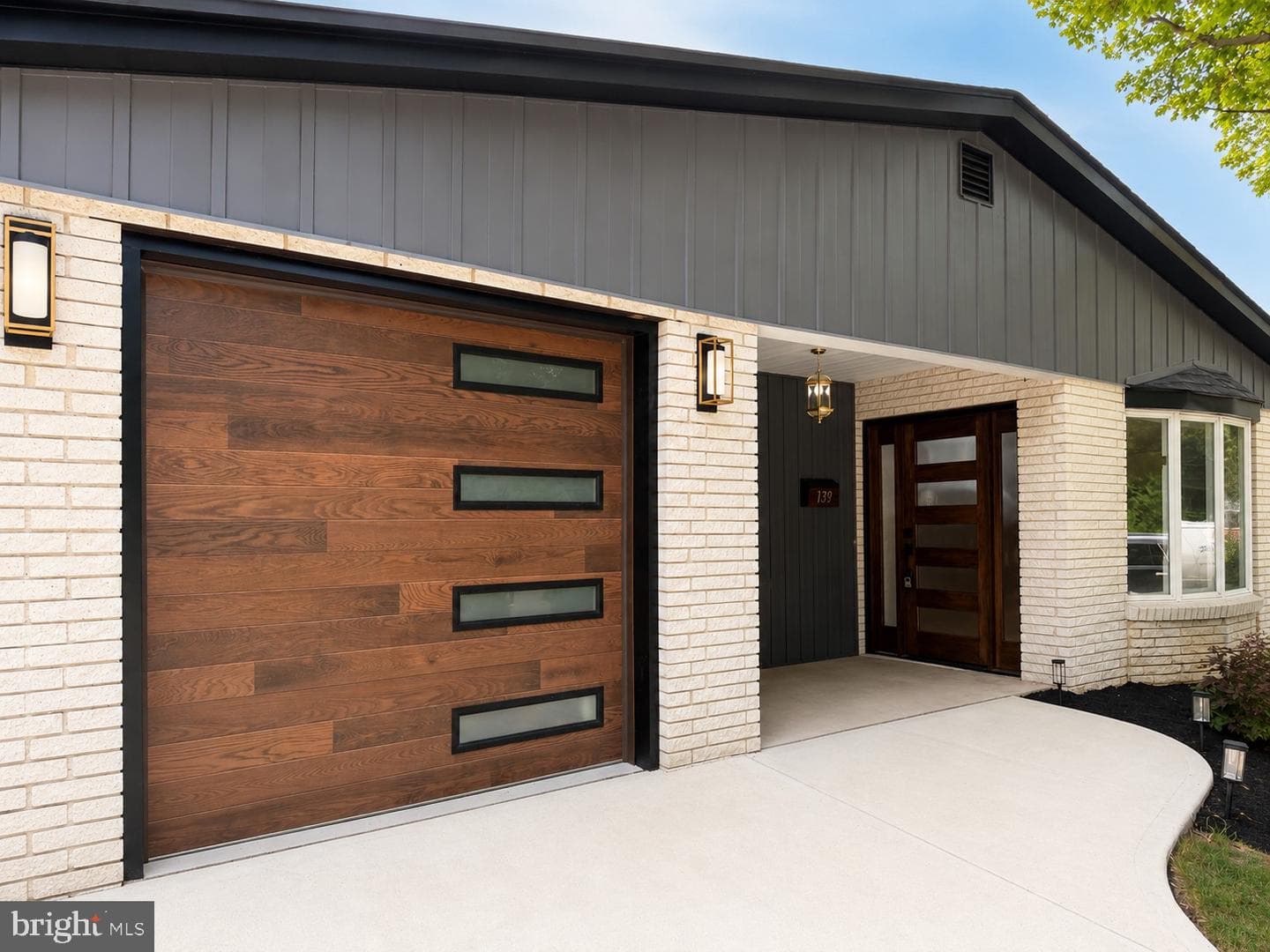 139 Willow Drive photo 6