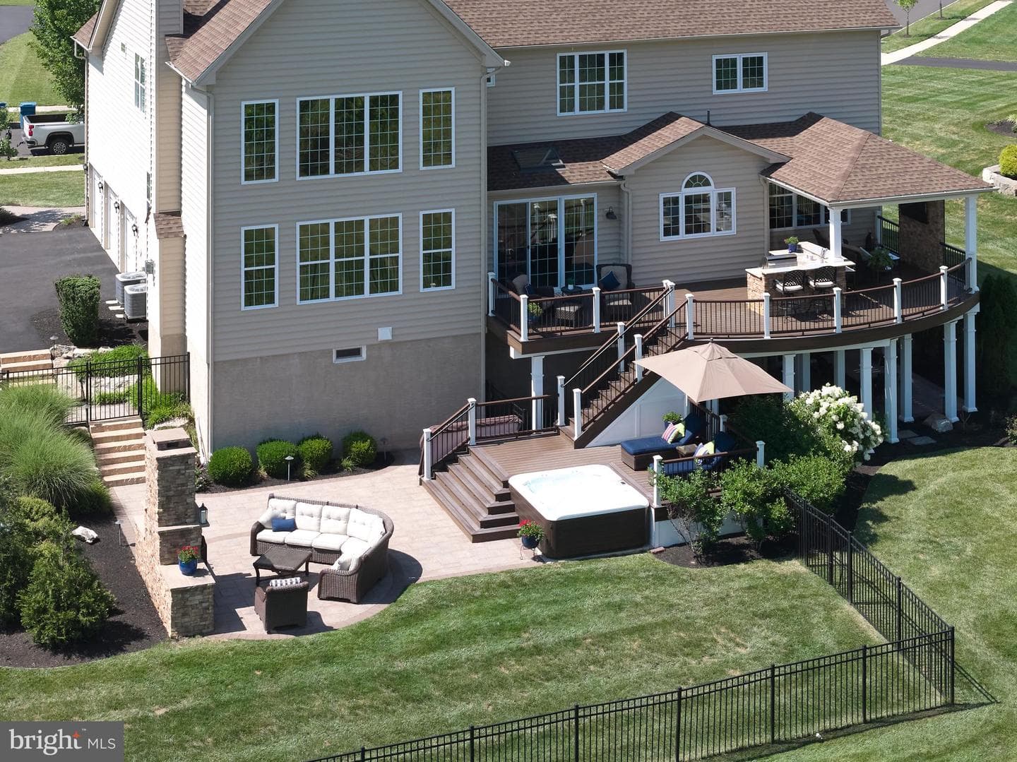 3829 Parkside Drive photo 33