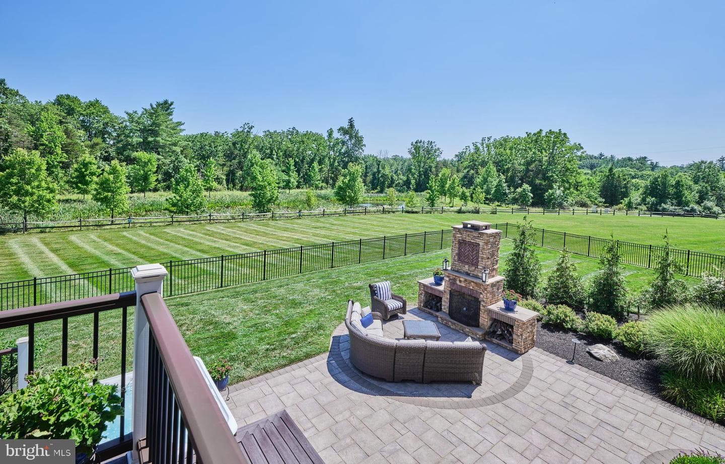 3829 Parkside Drive photo 43