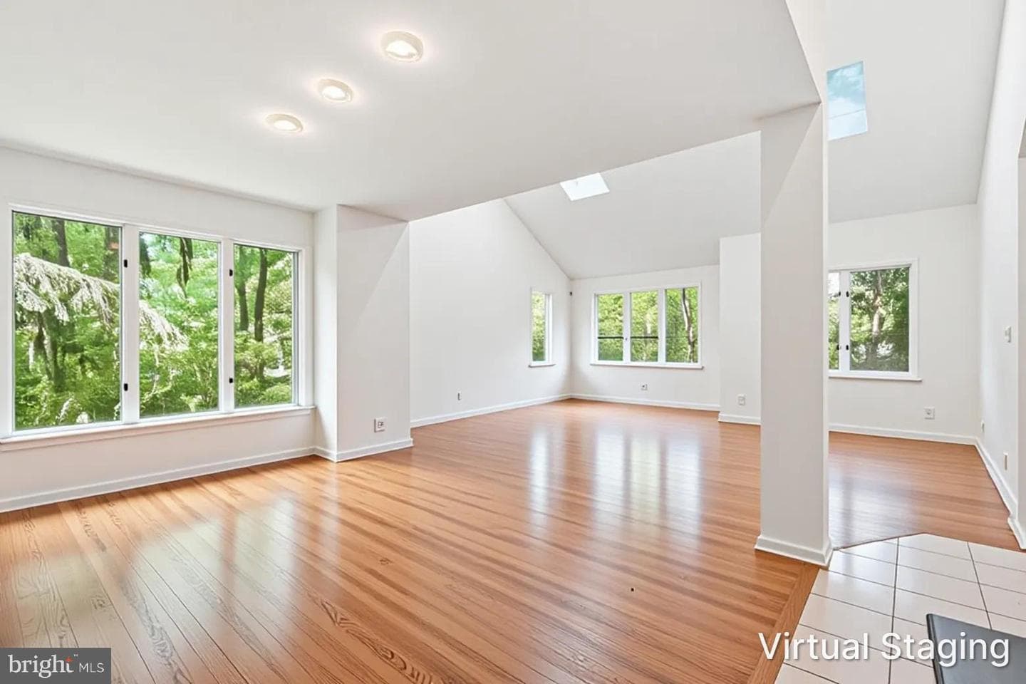 1 Turnberry Way photo 9