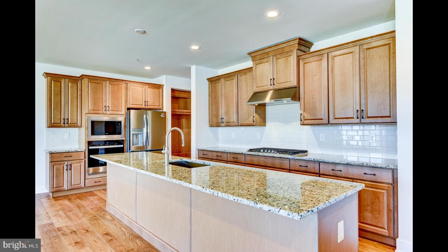 4 Tradesville Dr photo 2