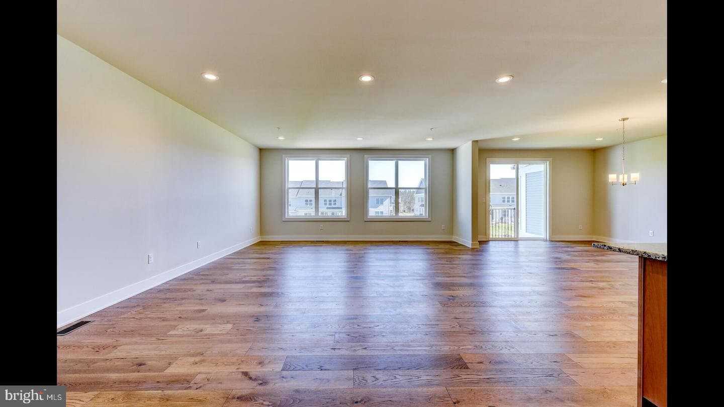 4 Tradesville Dr photo 4