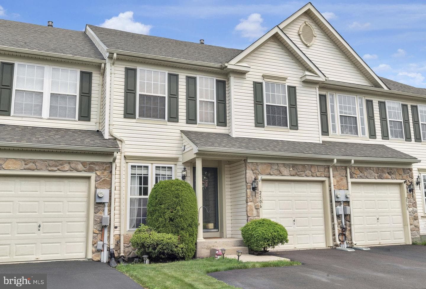 2506 Peachtree Drive photo 4