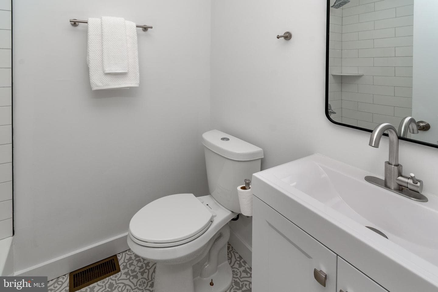 106 Providence Avenue photo 26