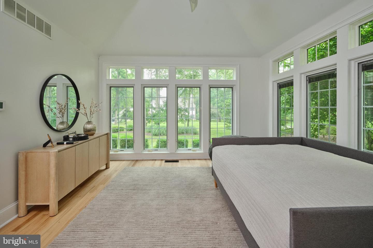 36 Timber Knoll Drive photo 10