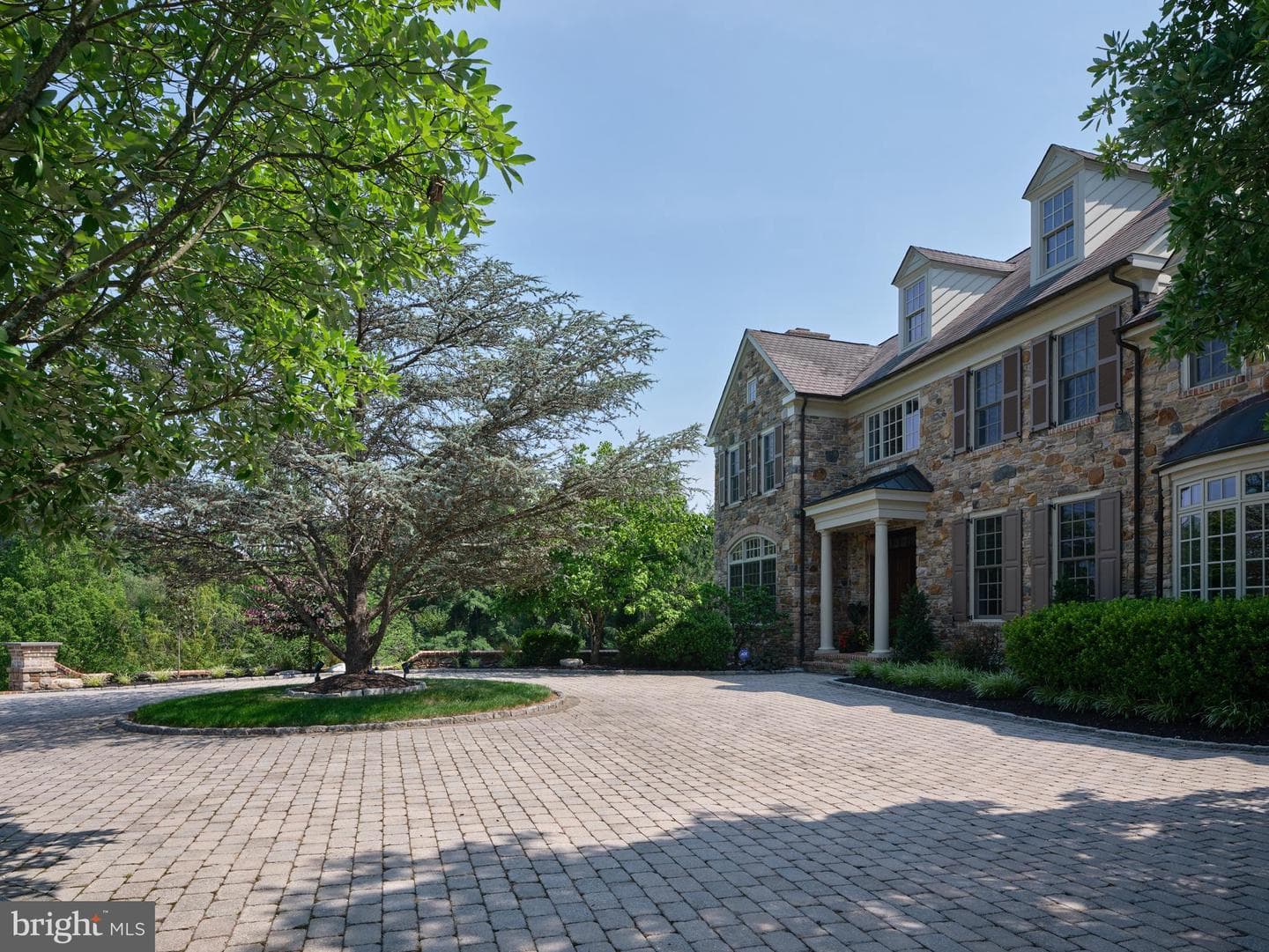 6020 Atkinson Road photo 5