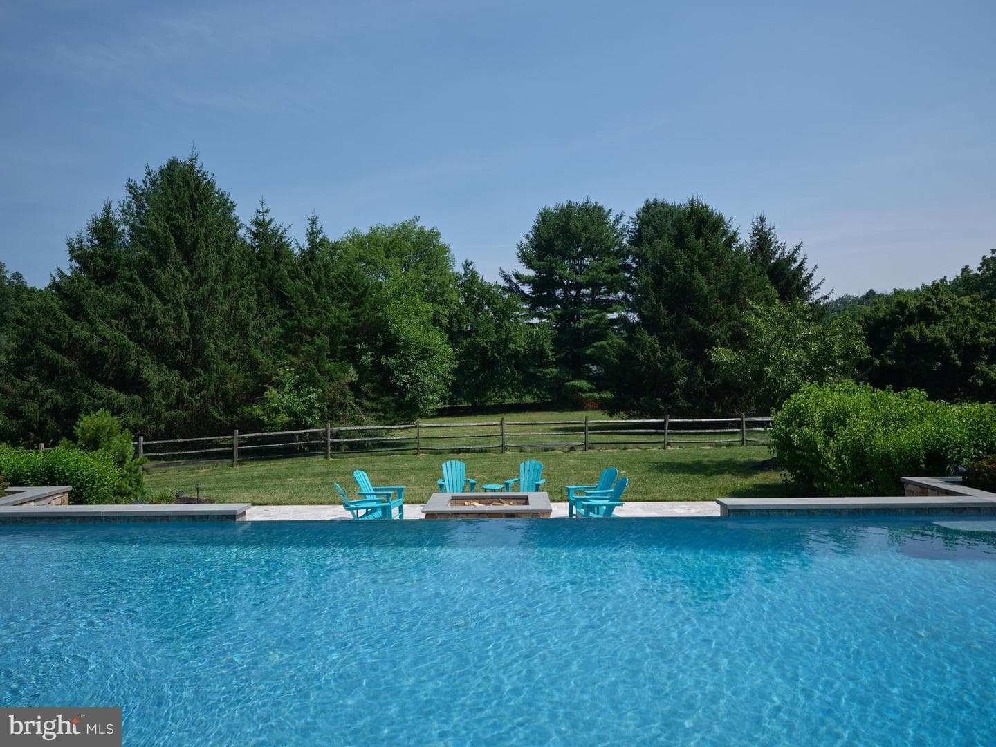 6020 Atkinson Road photo 69