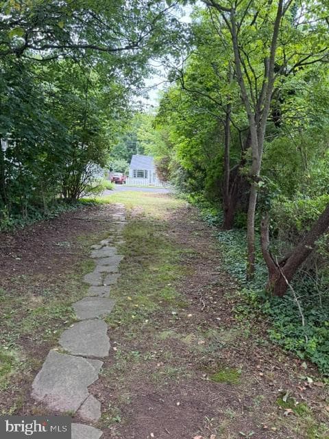 284 W State Street photo 15