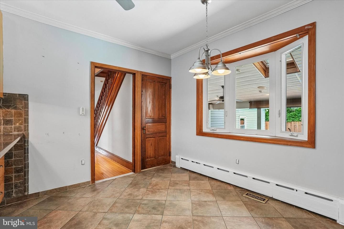 1049 Richardson Avenue photo 14