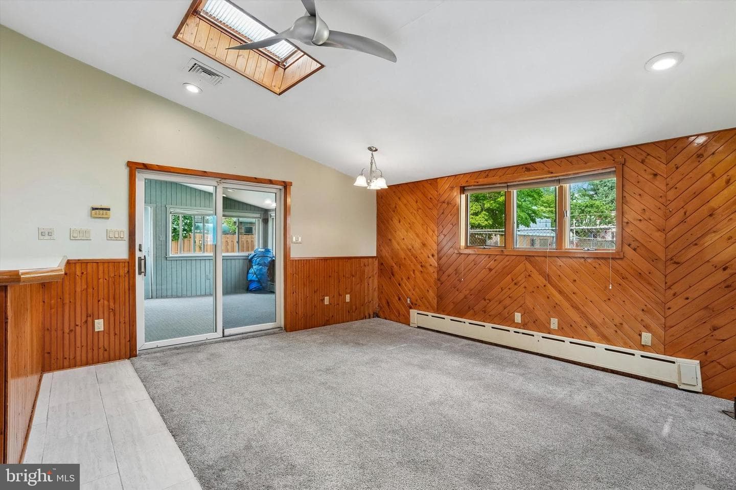 1049 Richardson Avenue photo 25