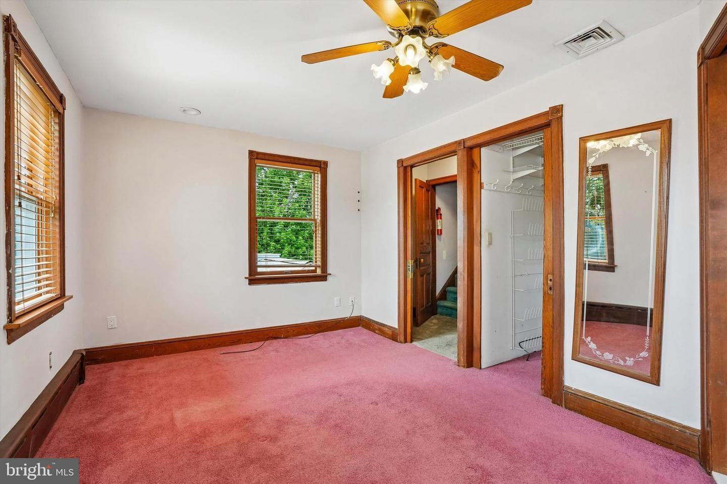 1049 Richardson Avenue photo 33