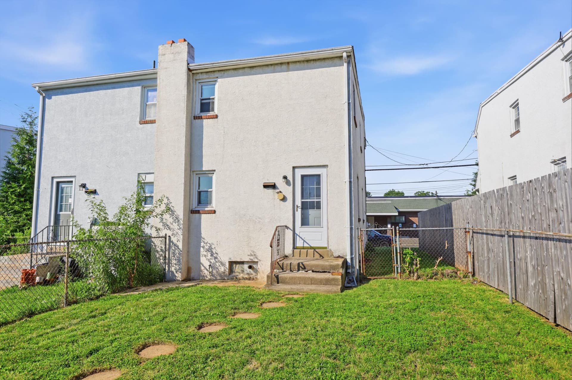 214 Shewell Avenue photo 20
